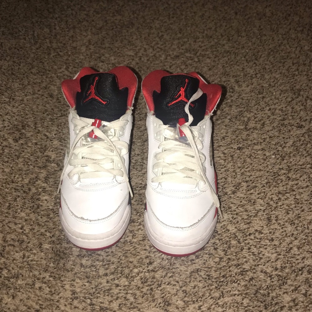Fire 🔥 red retro 5s
